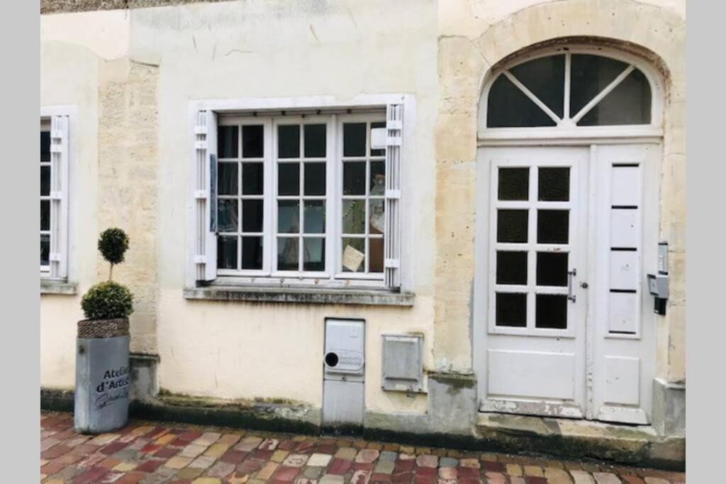 Au Coeur Du Vieux Bayeux, Logement De Charme Apartman Kültér fotó