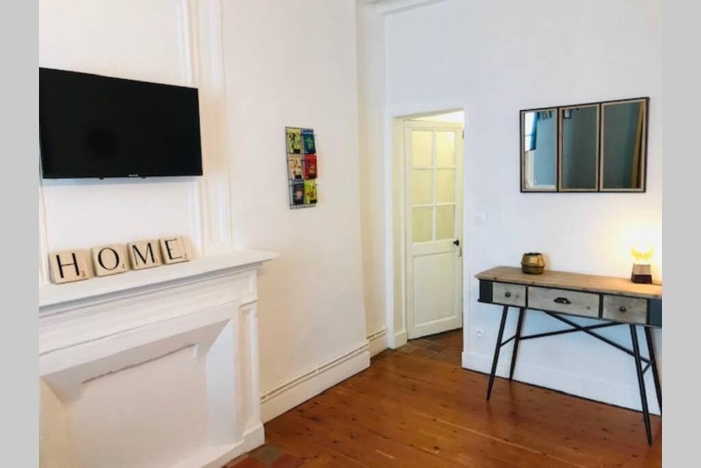 Au Coeur Du Vieux Bayeux, Logement De Charme Apartman Kültér fotó